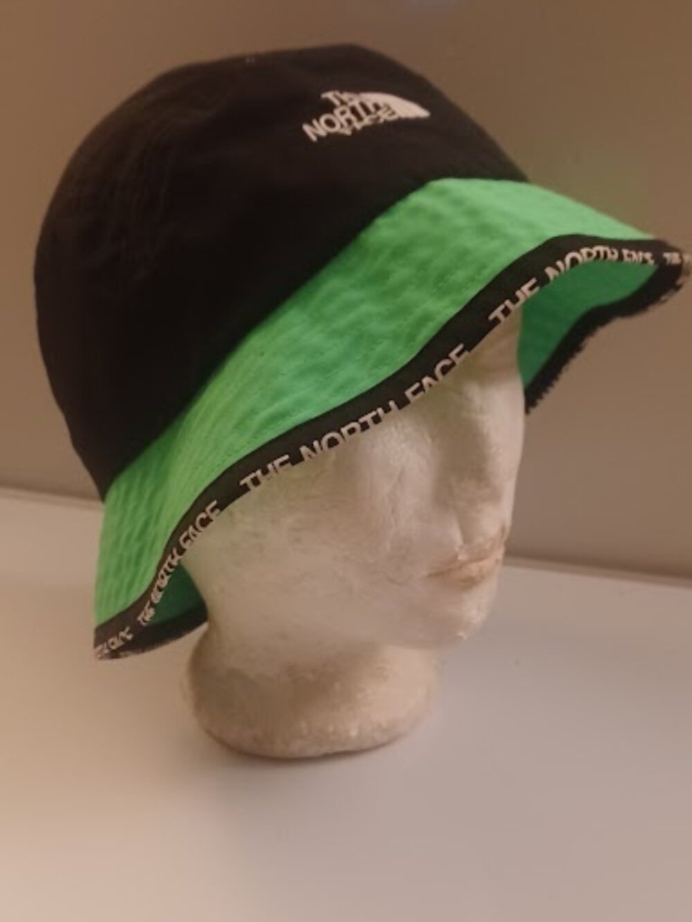 The North Face Cypress Nylon Bucket Hat Chlorophyll Green Black Boonie Size S/M